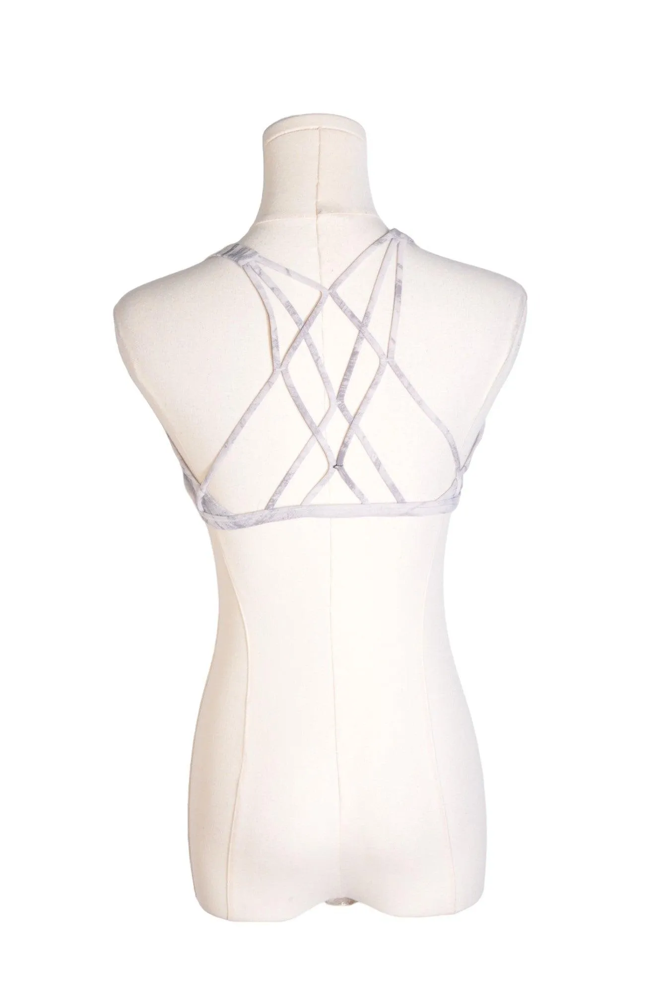 LULULEMON Women Activewear Sports Bras Regular fit in White - S