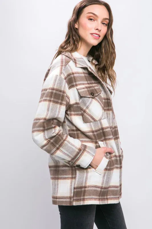 Pippi Plaid Sherpa Jacket in Cocoa